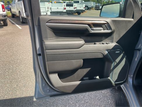 Used 2024 GMC Sierra 1500 Elevation w/ Elevation Premium Package AWD/4WD image 10