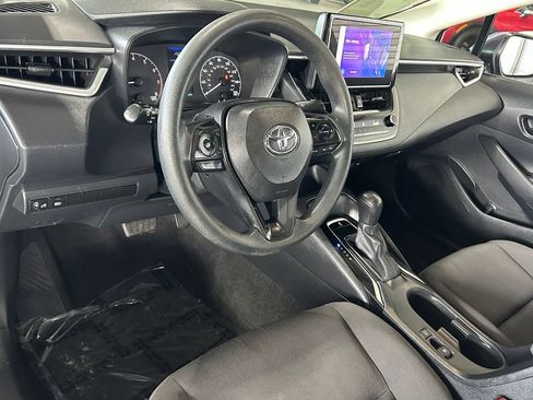Used 2024 Toyota Corolla LE FWD image 13