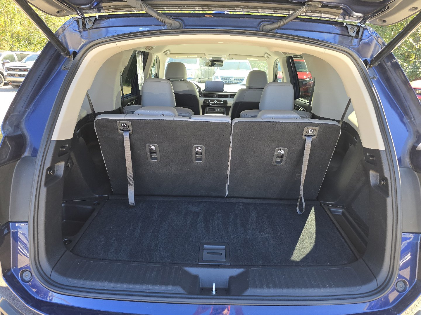 Used 2025 Honda Pilot EX-L image 19
