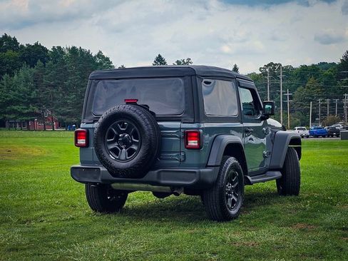 Used 2025 Jeep Wrangler Sport AWD/4WD image 4