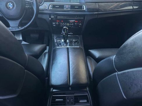 Used 2012 BMW 750Li RWD image 13