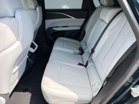 Used 2024 Cadillac Lyriq Sport RWD image 13