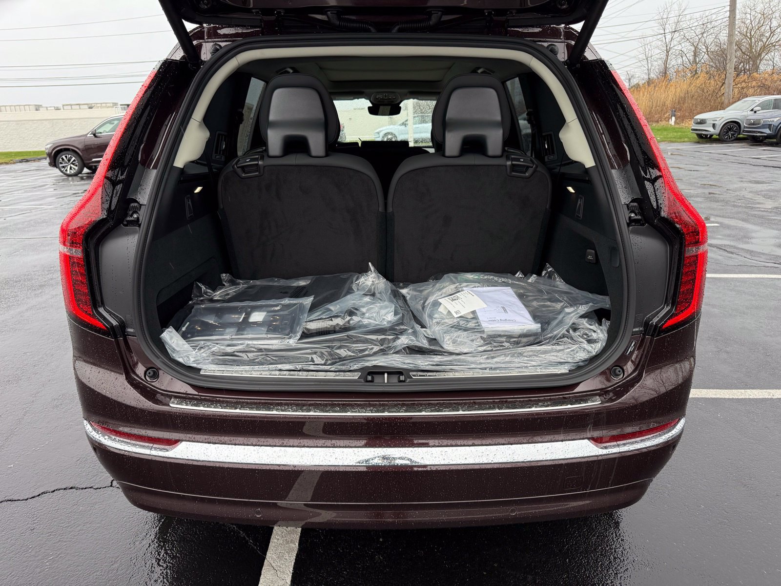 New 2026 Volvo XC90 T8 Plus w/ Protection Package Premier AWD/4WD image 44
