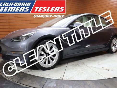 Used 2022 Tesla Model 3 image 1