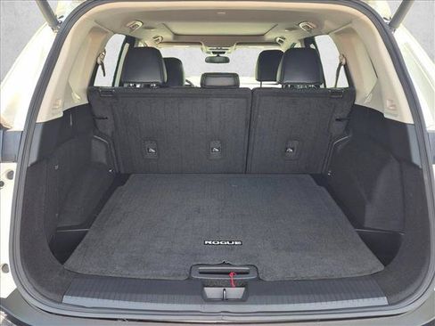 Used 2023 Nissan Rogue SV w/ SV Premium B Package FWD image 6