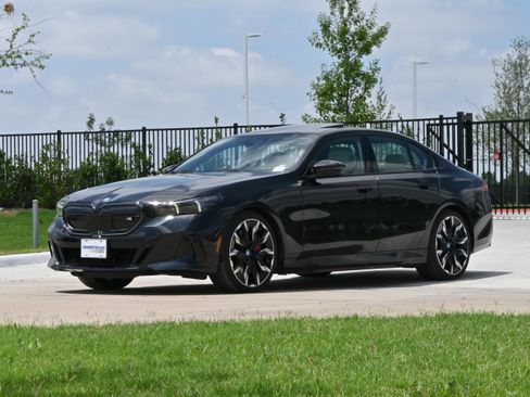 Certified 2024 BMW i5 M60 AWD/4WD image 5