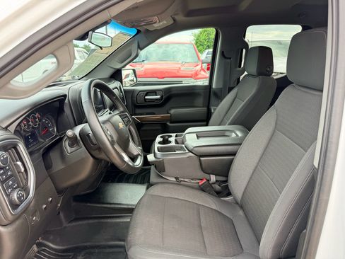 Used 2021 Chevrolet Silverado 1500 LT w/ Safety Package II AWD/4WD image 12