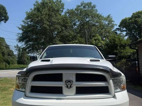Used 2012 RAM 1500 Express w/ Detroit Red Wings Edition AWD/4WD image 9