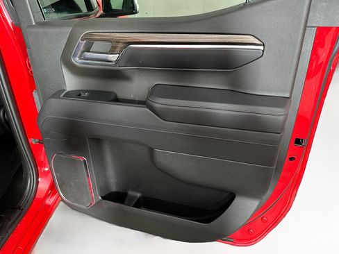 Used 2023 Chevrolet Silverado 1500 LT AWD/4WD image 28