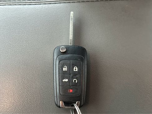 Used 2015 Chevrolet Malibu LS image 29