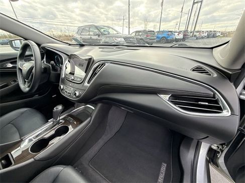 Used 2017 Chevrolet Malibu Premier w/ Premier Sun and Wheel Package image 30