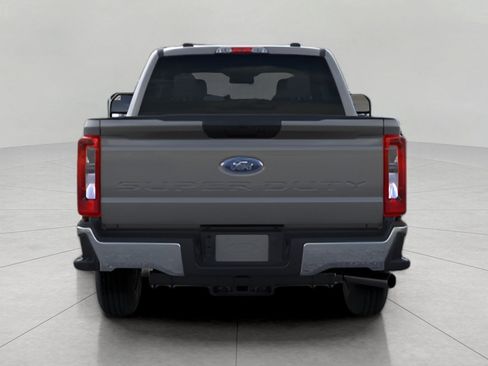 New 2026 Ford F250 XL AWD/4WD image 5