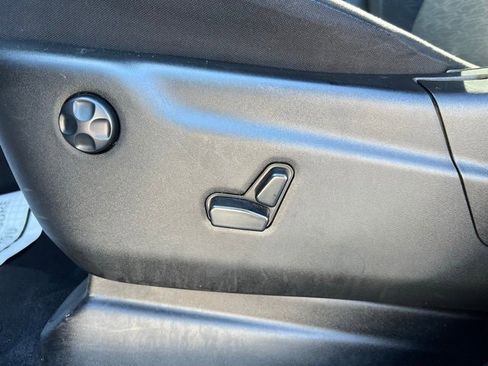 Certified 2023 Dodge Durango GT image 11