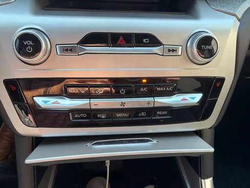 Used 2022 Ford Explorer Timberline AWD/4WD image 14