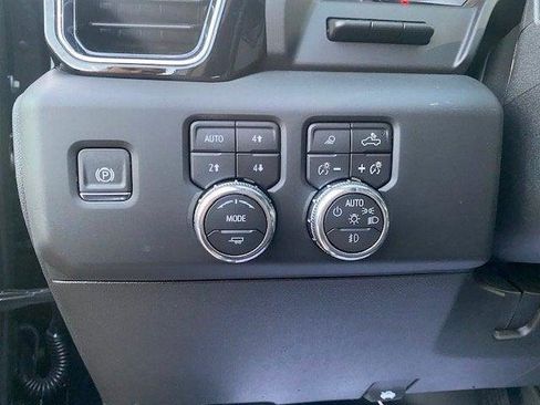 New 2026 GMC Sierra 3500 Denali w/ Denali Reserve Package image 16