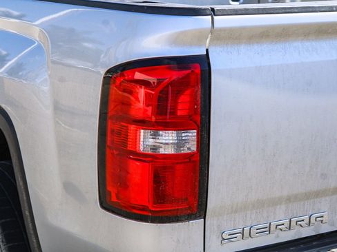 Used 2017 GMC Sierra 1500 SLE w/ SLE Value Package image 9