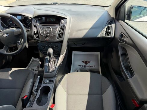 Used 2014 Ford Focus S FWD image 22