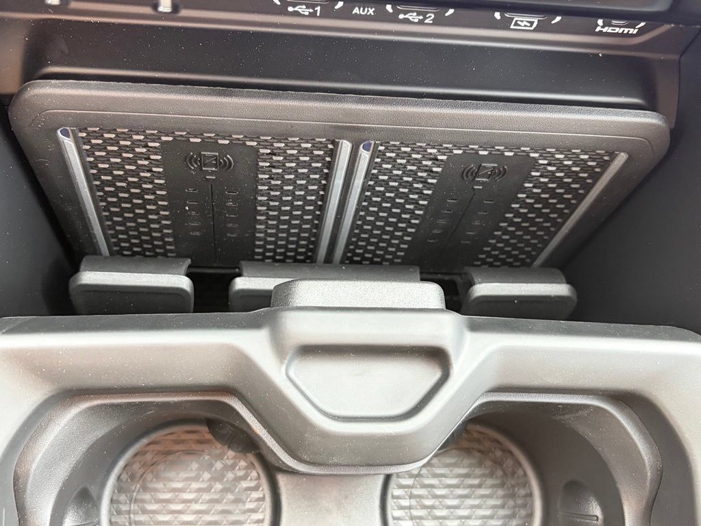 New 2026 RAM 3500 Longhorn AWD/4WD image 36