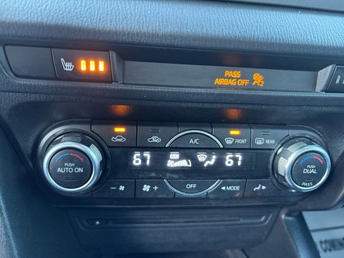 Used 2014 MAZDA MAZDA3 s Grand Touring w/ Technology Package image 22