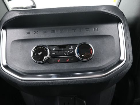 New 2025 Ford Expedition Tremor image 16