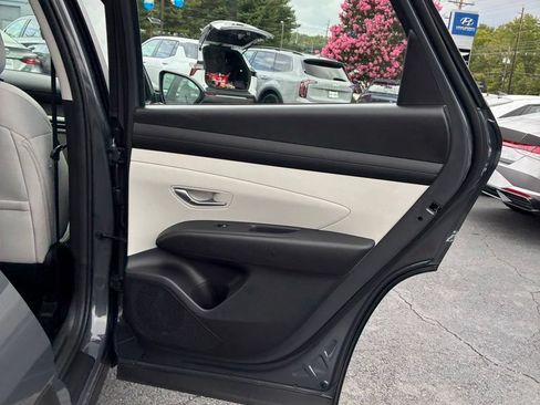 Used 2026 Hyundai Tucson SE AWD/4WD image 23