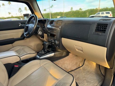 Used 2008 HUMMER H3 Luxury AWD/4WD image 37