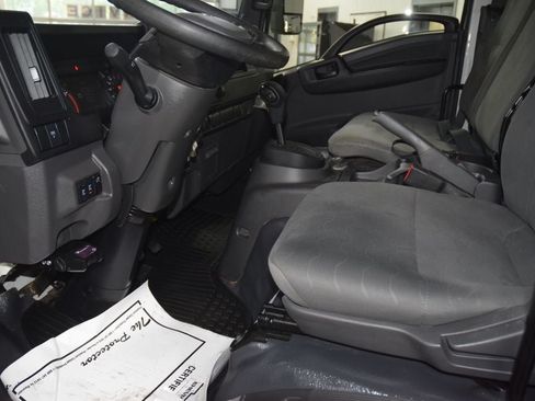 Used 2025 Chevrolet Low Cab Forward 5500XD RWD image 26