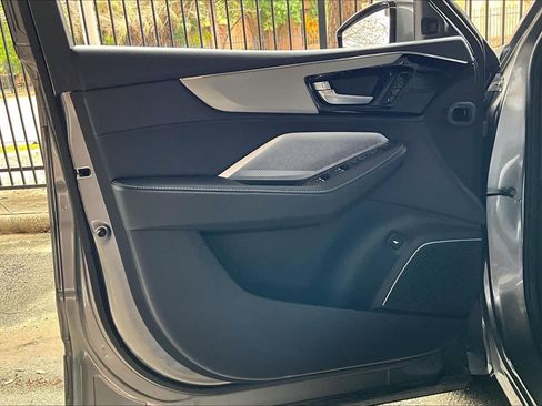 Used 2025 Acura MDX FWD w/ Technology Package image 21