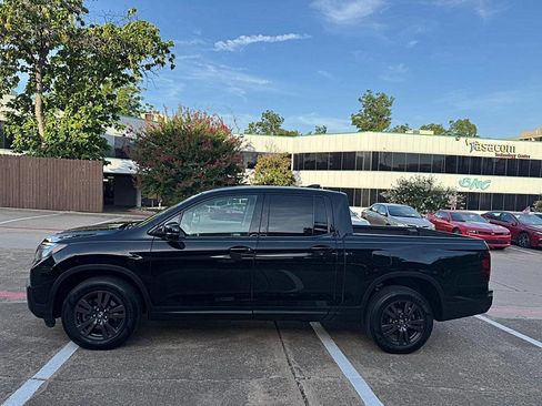Used 2019 Honda Ridgeline Sport image 3