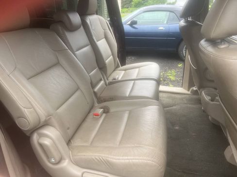 Used 2016 Honda Odyssey Touring Elite image 9