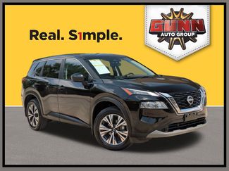 Used 2023 Nissan Rogue SV image 1
