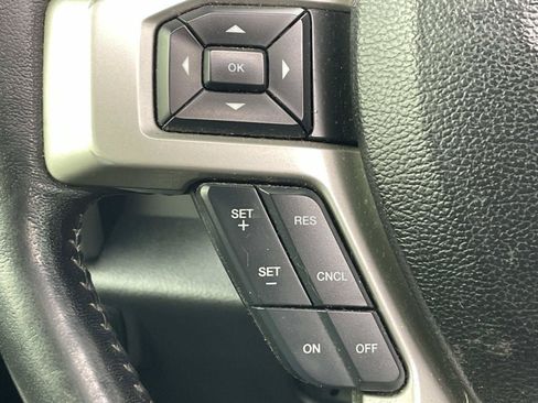 Used 2017 Ford F150 Lariat w/ Equipment Group 502A Luxury AWD/4WD image 22