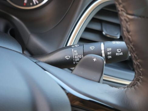 Used 2023 Buick Enclave Avenir w/ Avenir Technology Package image 36