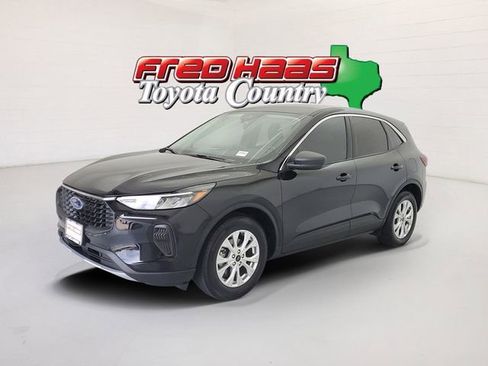 Used 2024 Ford Escape Active FWD image 1