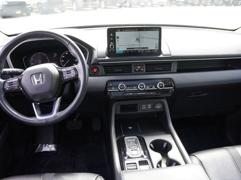 Used 2023 Honda Pilot Touring image 21