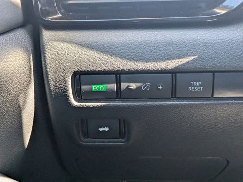 Used 2024 Nissan Sentra SV w/ Lighting Package image 24