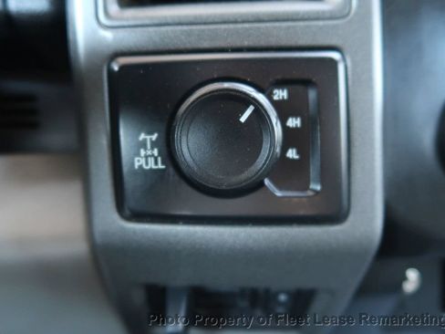 Used 2019 Ford F250 XL w/ Power Equipment Group AWD/4WD image 32