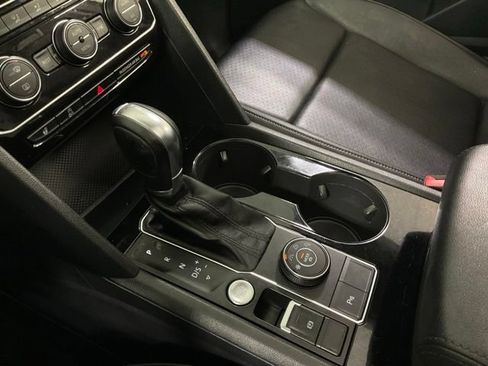 Used 2019 Volkswagen Atlas SEL AWD/4WD image 21
