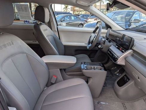 Used 2025 Hyundai Ioniq 5 SEL image 32