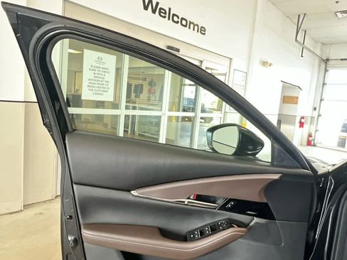 Certified 2024 MAZDA CX-30 AWD 2.5 S w/ Premium Package image 9