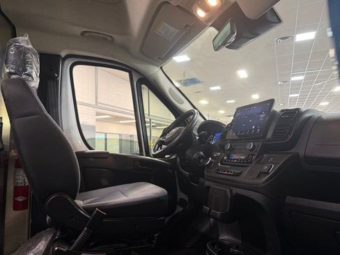 Used 2024 RAM ProMaster 3500 w/ Delivery Van Package image 26