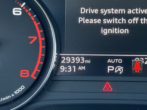 Used 2023 Audi Q5 2.0T Premium w/ Convenience Package image 29