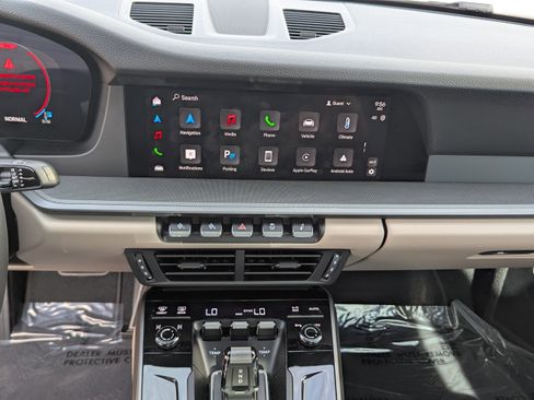 Certified 2025 Porsche 911 Carrera image 23