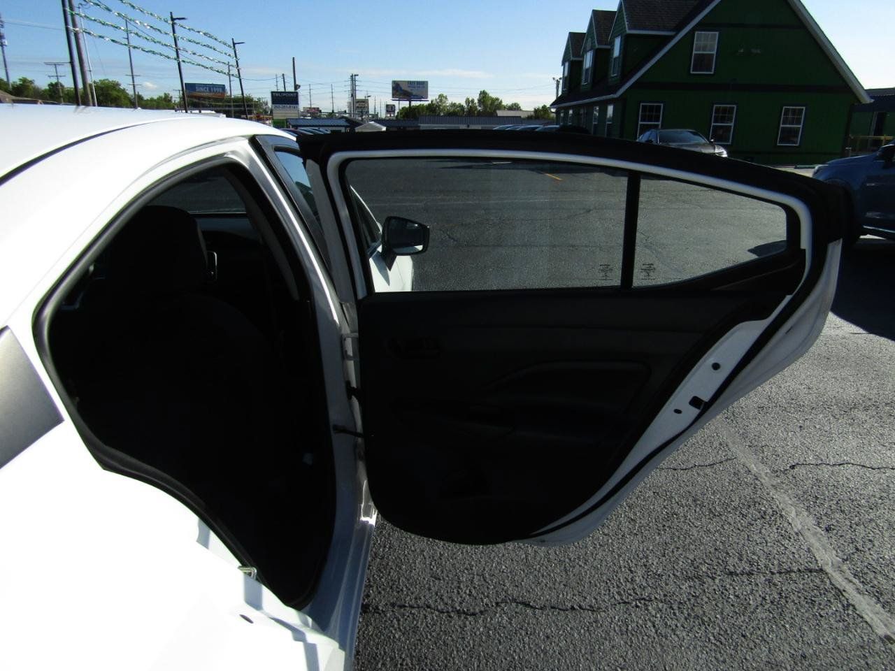 Used 2020 Nissan Versa S FWD image 20