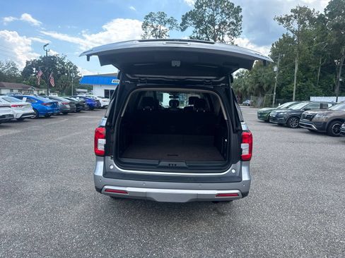 Used 2024 Ford Expedition Max XLT AWD/4WD image 9