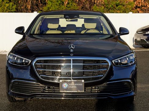 Used 2022 Mercedes-Benz S 500 4MATIC image 3