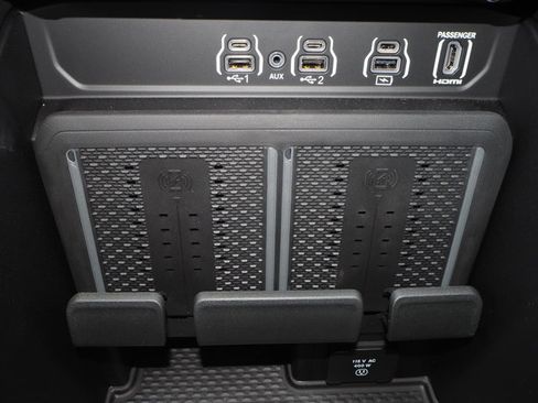 New 2025 RAM 2500 Limited image 31