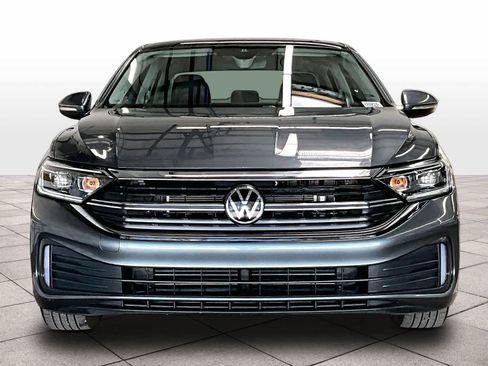 Used 2024 Volkswagen Jetta SEL image 3