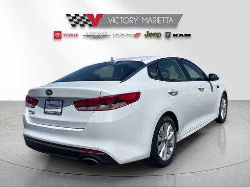 Used 2017 Kia Optima LX FWD image 5