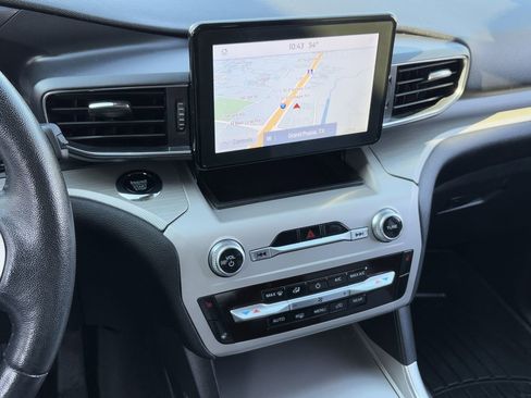 Certified 2023 Ford Explorer XLT w/ Equipment Group 202A image 19